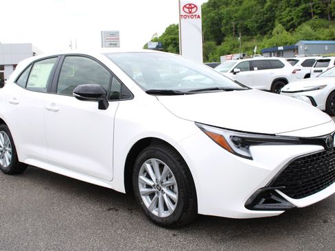 New 2026 Toyota Corolla SE FWD image 4
