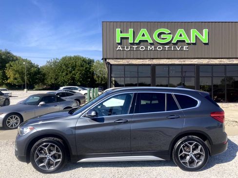 Used 2019 BMW X1 xDrive28i w/ Convenience Package image 1