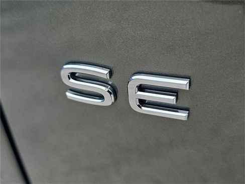 New 2026 Volkswagen Atlas SE image 6