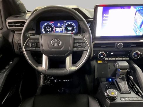 Used 2024 Toyota Tacoma Limited w/ Limited Package (LT) AWD/4WD image 6
