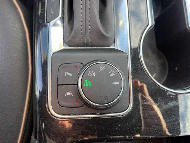 Used 2022 Chevrolet Blazer Premier w/ Enhanced Convenience Package AWD/4WD image 32