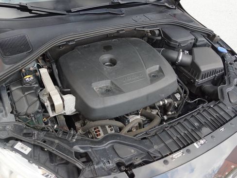 Used 2016 Volvo V60 T5 Premier w/ Convenience Package image 42