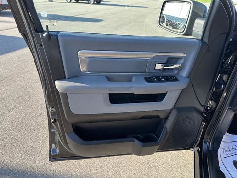 Used 2018 RAM 1500 Big Horn AWD/4WD image 13