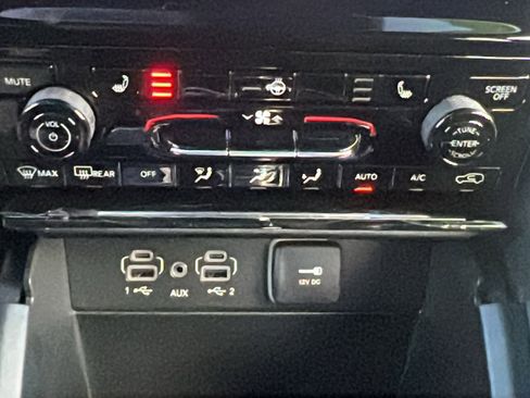 New 2025 Jeep Grand Cherokee Limited w/ Trailer Tow Package image 25