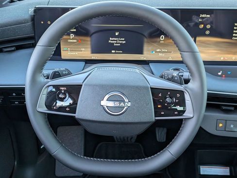 New 2026 Nissan Leaf Platinum+ w/ Cargo Package (Platinum+) FWD image 11