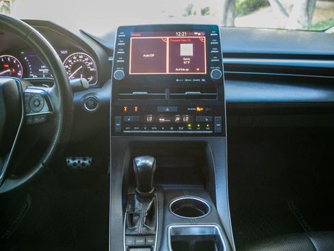 Used 2020 Toyota Avalon TRD image 22