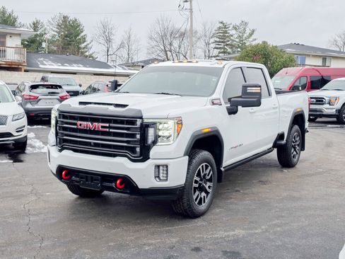 Used 2022 GMC Sierra 3500 AT4 w/ AT4 Preferred Package image 10