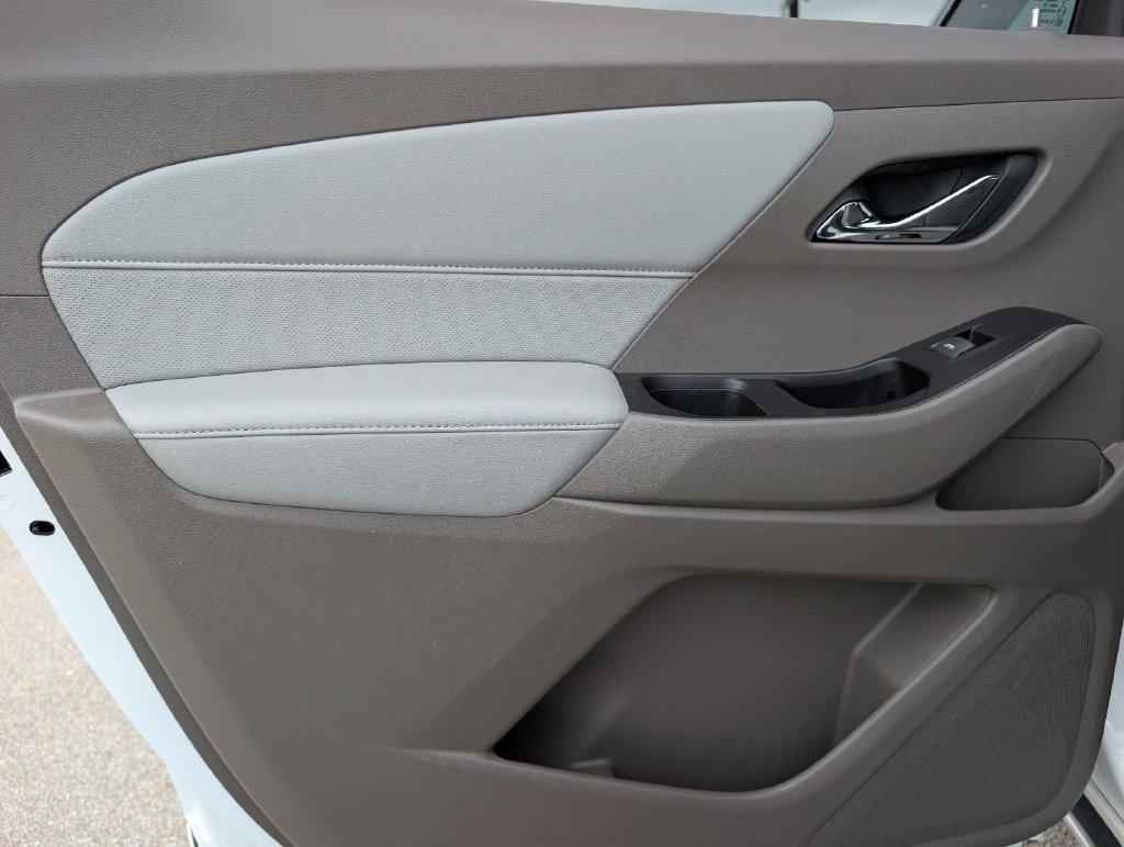 Used 2019 Chevrolet Traverse Premier w/ Driver Confidence II Package FWD image 30