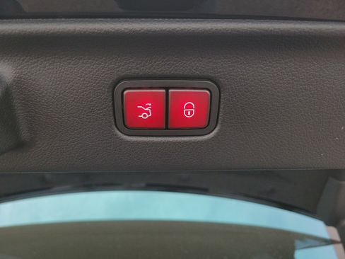 Certified 2025 Mercedes-Benz S 580 4MATIC Sedan image 10