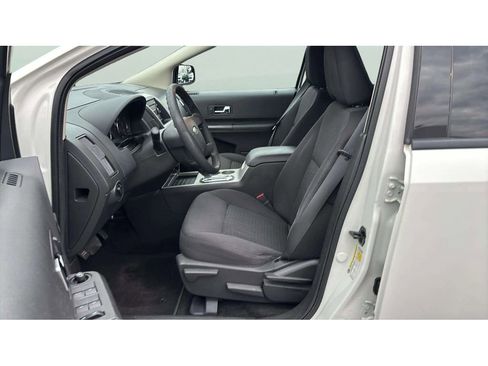 Used 2009 Ford Edge SE image 10
