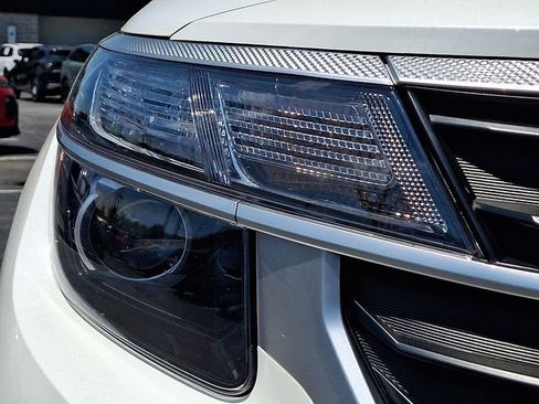Certified 2025 Kia Seltos LX AWD/4WD image 9