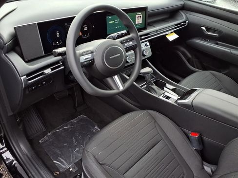 New 2026 Hyundai Santa Cruz SE FWD image 12