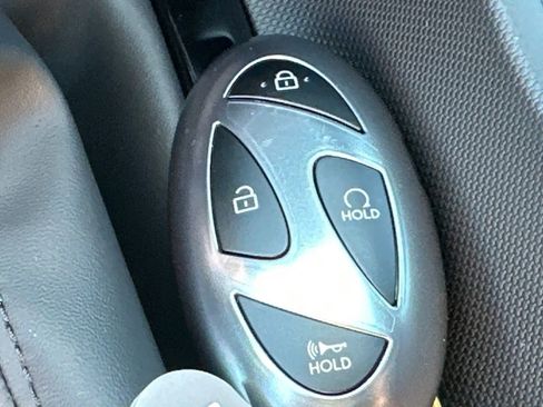 New 2025 Hyundai Elantra Sport image 33