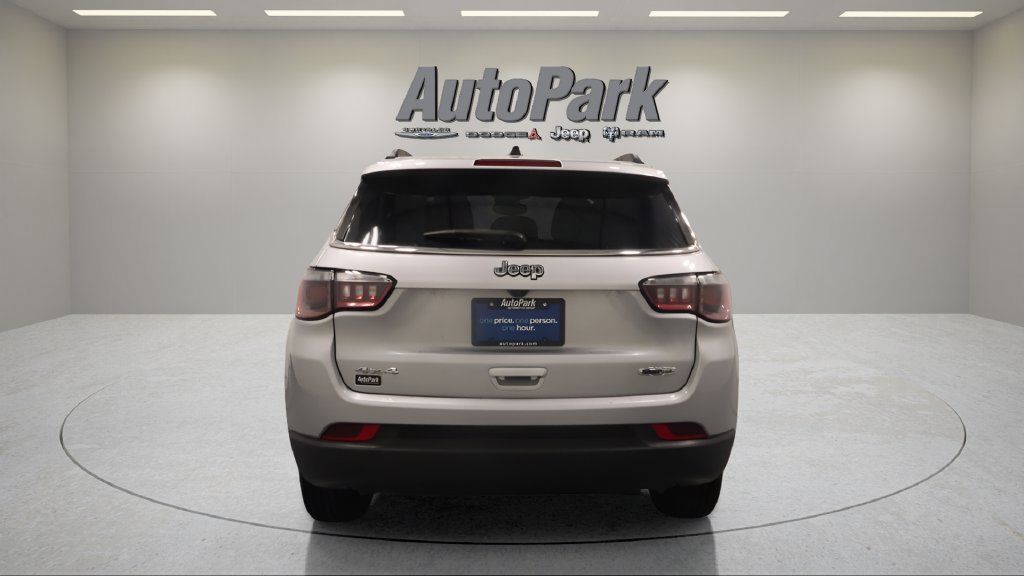 Certified 2024 Jeep Compass Latitude AWD/4WD image 6