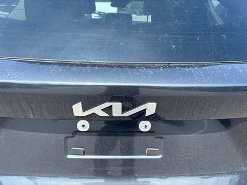 Used 2023 Kia Sorento S FWD image 14