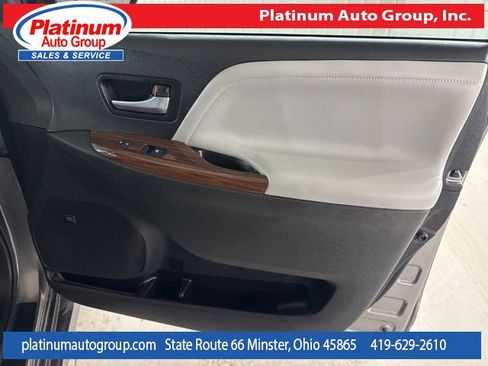 Used 2018 Toyota Sienna Limited Premium image 41