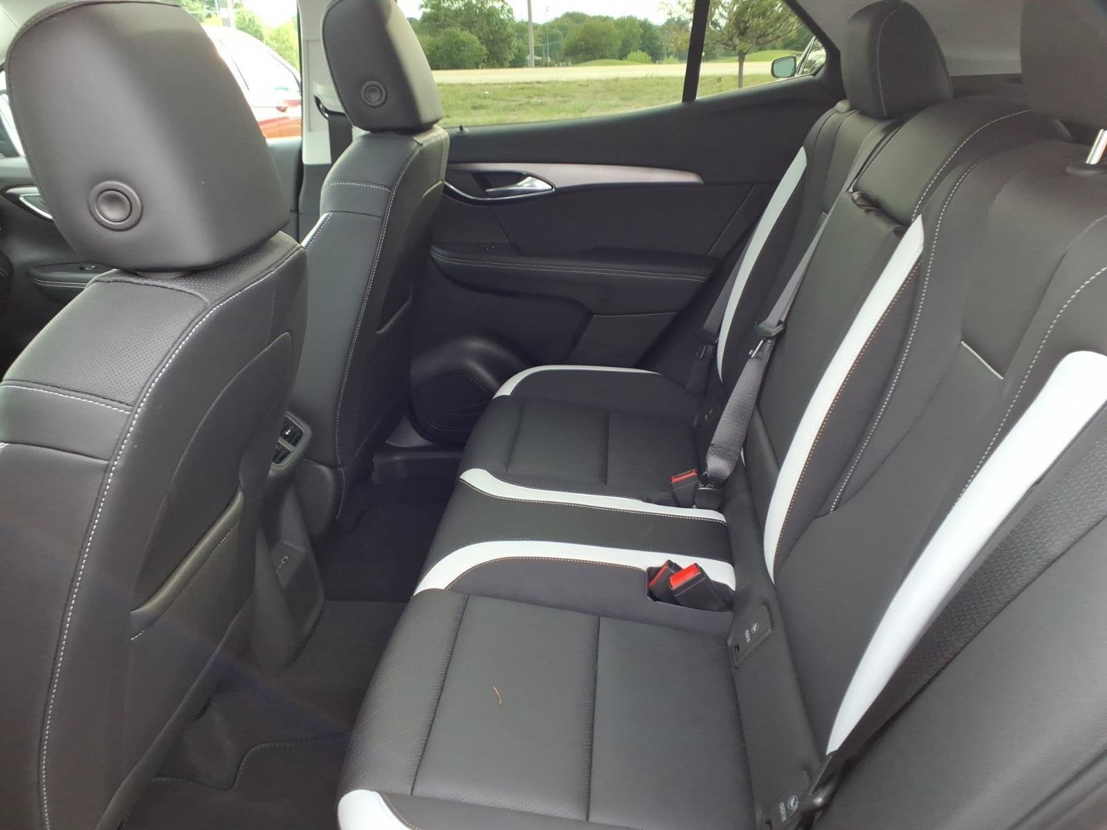Used 2024 Buick Envision Sport Touring AWD/4WD image 28
