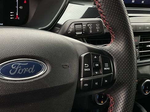 Used 2023 Ford Escape ST-Line image 21
