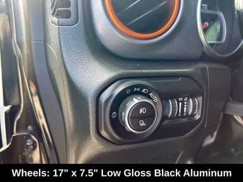 Used 2022 Jeep Gladiator Mojave w/ Trailer Tow Package image 35