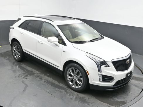 Used 2020 Cadillac XT5 Sportv w/ Platinum Package image 31