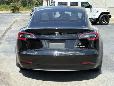 Used 2022 Tesla Model 3 Long Range AWD/4WD image 19