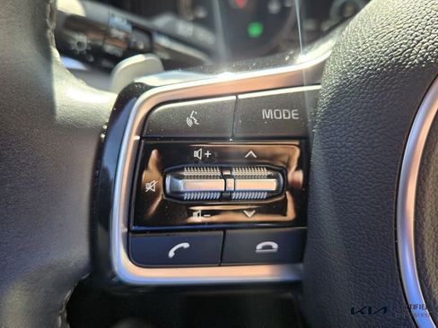 Used 2023 Kia Sorento EX image 29