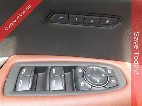 New 2026 Cadillac XT5 Premium Luxury w/ Driver Assist Package AWD/4WD image 12