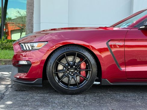 Used 2019 Ford Mustang Shelby GT350 w/ Technology Package RWD image 12