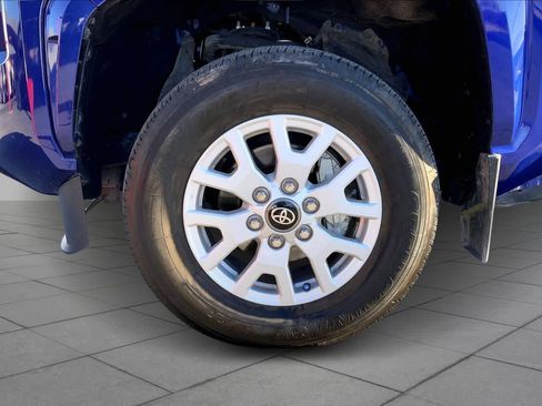 Used 2024 Toyota Tacoma SR5 image 11