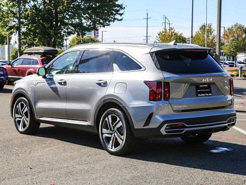 Certified 2023 Kia Sorento SX Prestige image 7