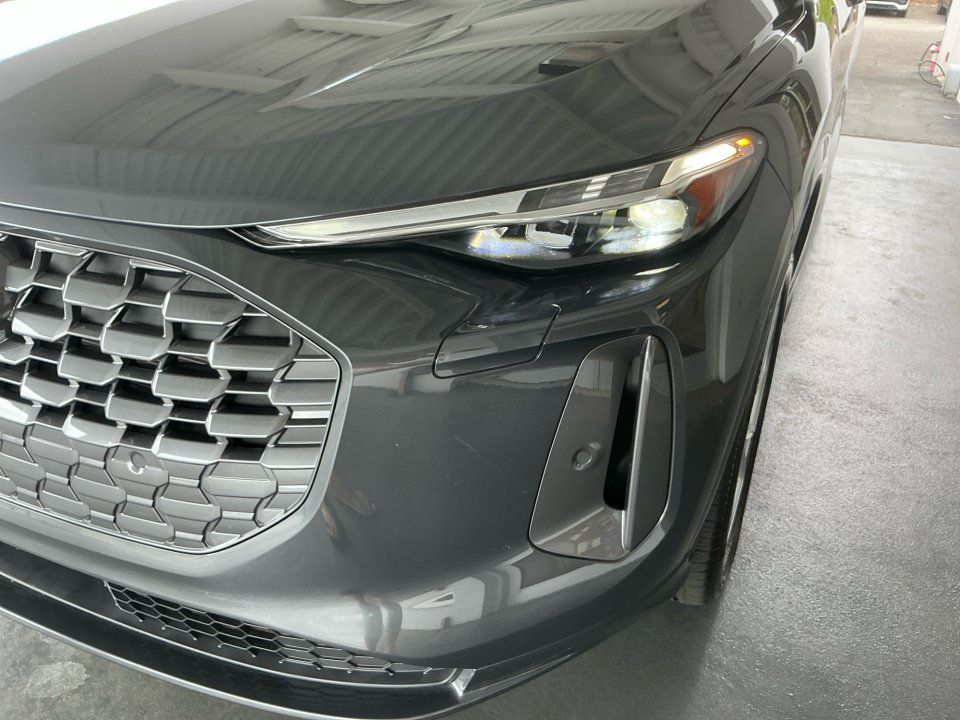Certified 2025 Audi Q5 Premium w/ Premium Plus AWD/4WD image 30