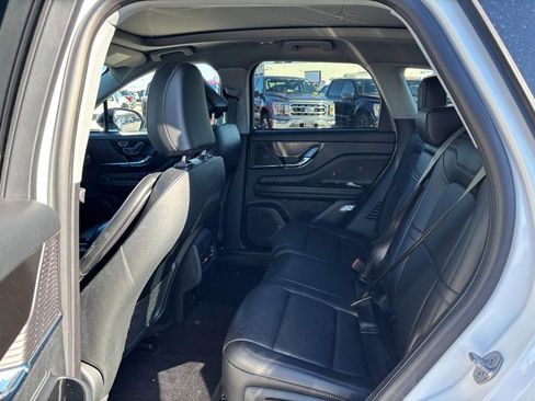 Used 2022 Lincoln Corsair FWD w/ Premium Package image 13