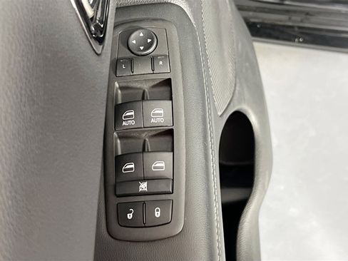 Used 2022 Dodge Durango GT w/ Blacktop Package image 17