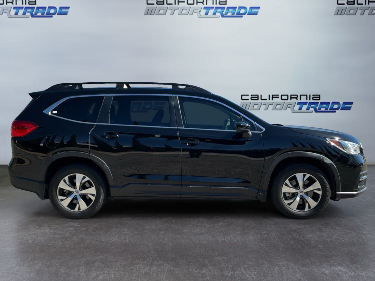Used 2021 Subaru Ascent Premium w/ Convenience Package AWD/4WD image 4