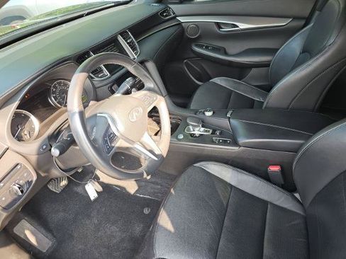 Used 2022 INFINITI QX50 Luxe w/ Appearance Package AWD/4WD image 5