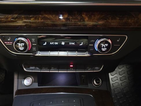 Used 2018 Audi Q5 2.0T Premium Plus image 19