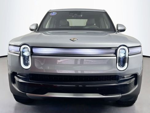 Used 2025 Rivian R1T Adventure AWD/4WD image 2