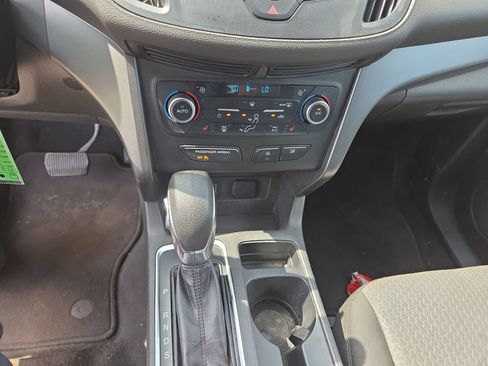 Used 2018 Ford Escape SE AWD/4WD image 9