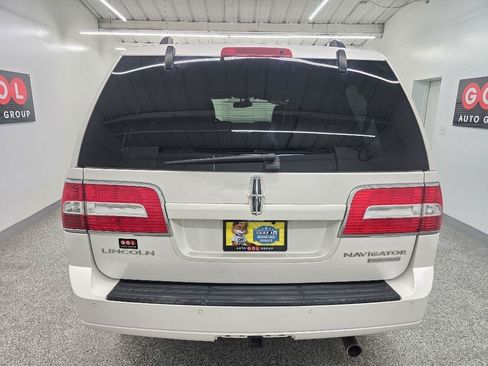 Used 2014 Lincoln Navigator 2WD w/ Equipment Group 101A image 5