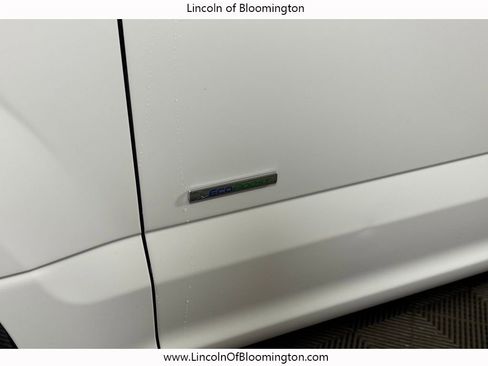 Used 2015 Ford F150 XLT w/ Trailer Tow Package image 12