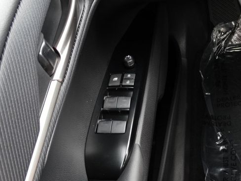 New 2026 Toyota Camry SE image 29