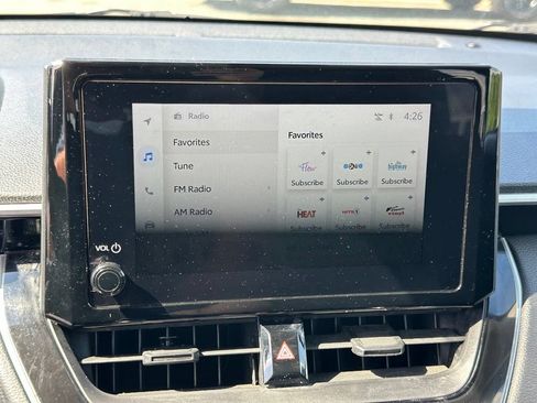 Used 2023 Toyota Corolla Cross LE FWD image 27