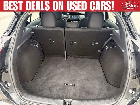 Used 2023 Nissan Kicks SV FWD image 38