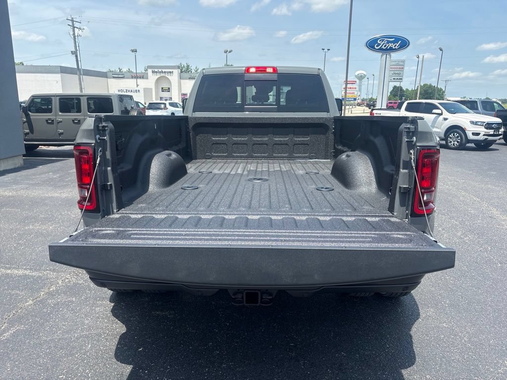 New 2026 RAM 3500 Tradesman AWD/4WD image 9