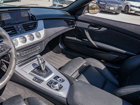 Used 2014 BMW Z4 sDrive28i image 19