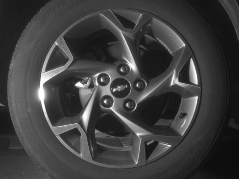Used 2025 Chevrolet Trax LT FWD image 15