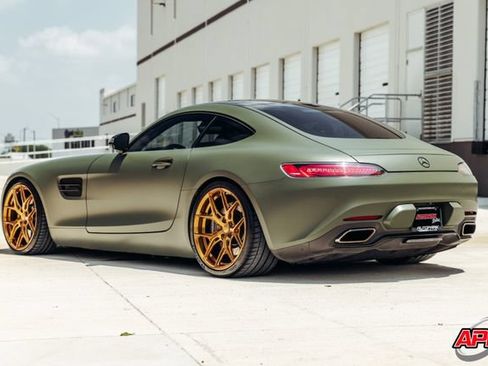 Used 2017 Mercedes-Benz AMG GT Coupe image 9