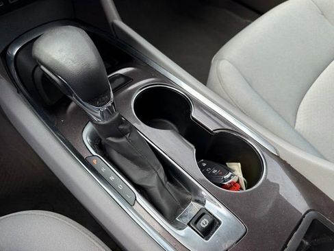 Used 2023 Chevrolet Malibu LT image 27