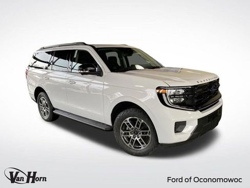 New 2025 Ford Expedition Active image 1