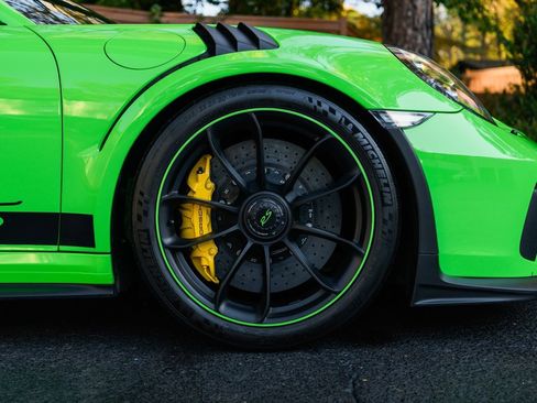 Used 2019 Porsche 911 GT3 RS image 12